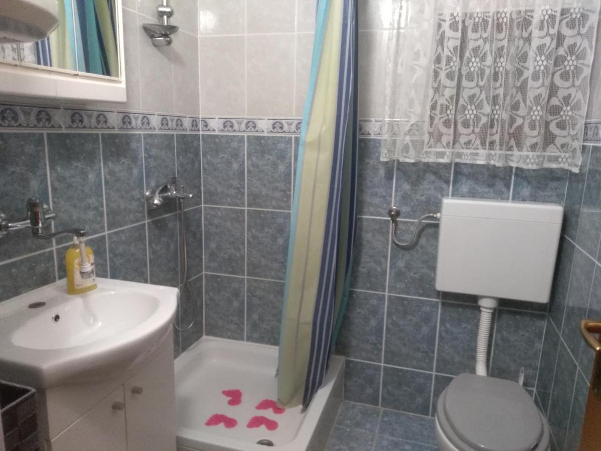 Apartman Borosa Vir Exterior photo